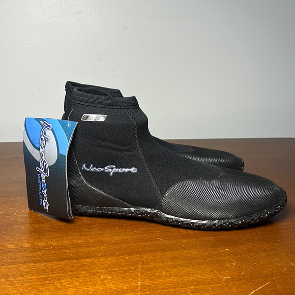 NeoSport Wetsuits 3mm Low Top Boot - Picture 1 of 7